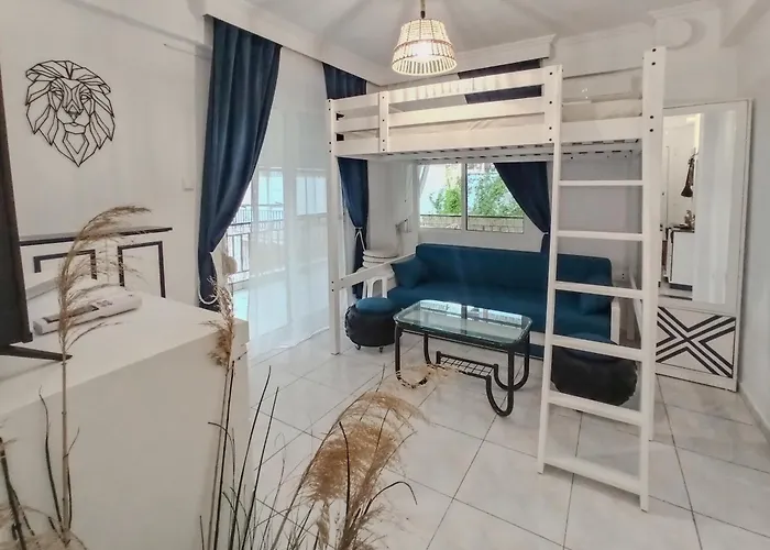 Josuaz Blue Apartment